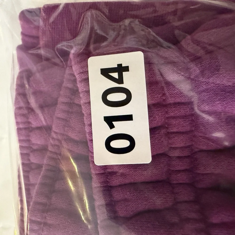 Nike Womens Fleece Jogger Sweatpants Purple Magenta Embroidered Logo‎ Size Large